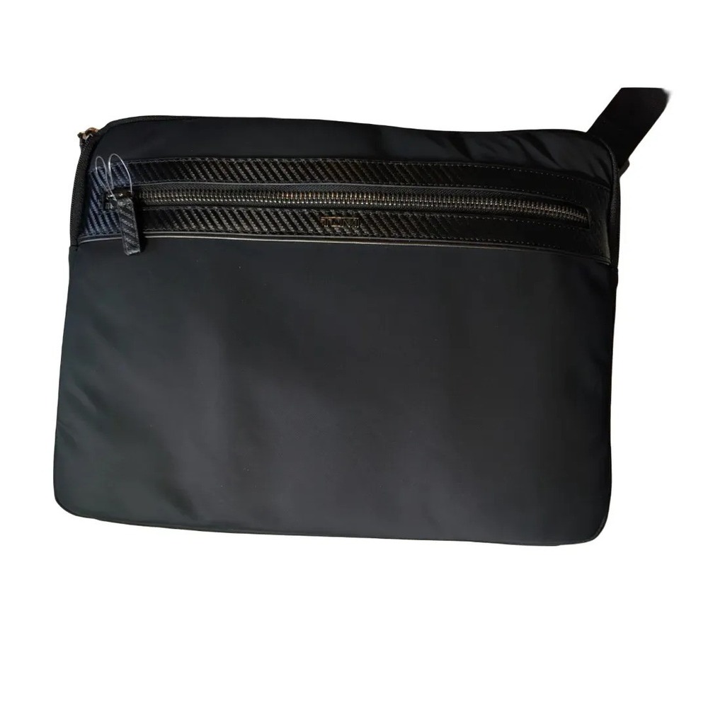 Tumi Mens Black Nylon Crossbody Messenger Bag Carbon Fiber Trim Zip NWT $395 - Picture 5 of 12